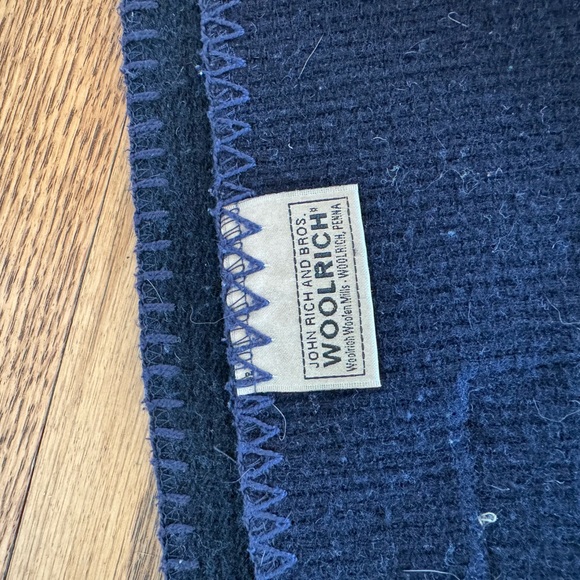 Woolrich USA Flag Blanket / Throw / Tapestry 55” x 68” - Picture 6 of 7